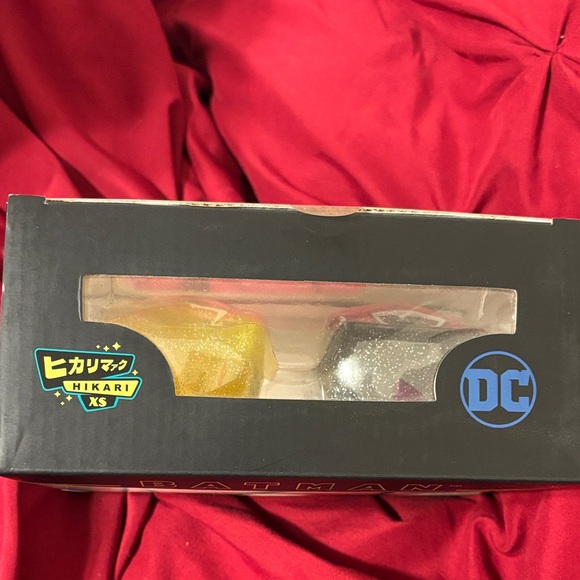 DC Batman Funko Hikari XS (1/2500 pcs.) - Picture 2 of 5